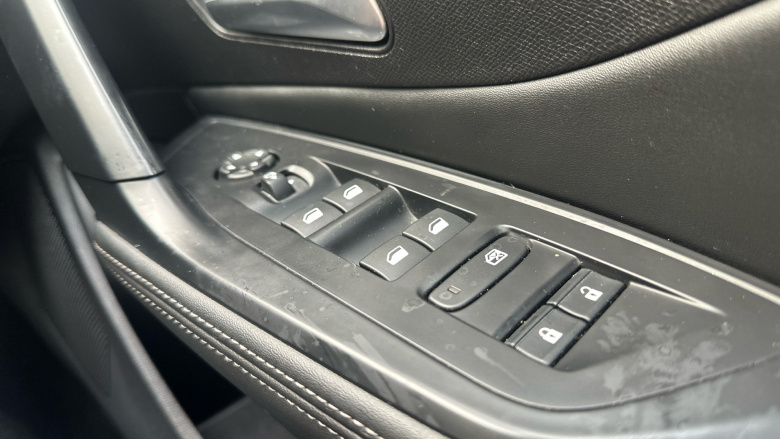 Peugeot 308 1.2 PureTech Allure Premium 5dr EAT8 Petrol Hatchback